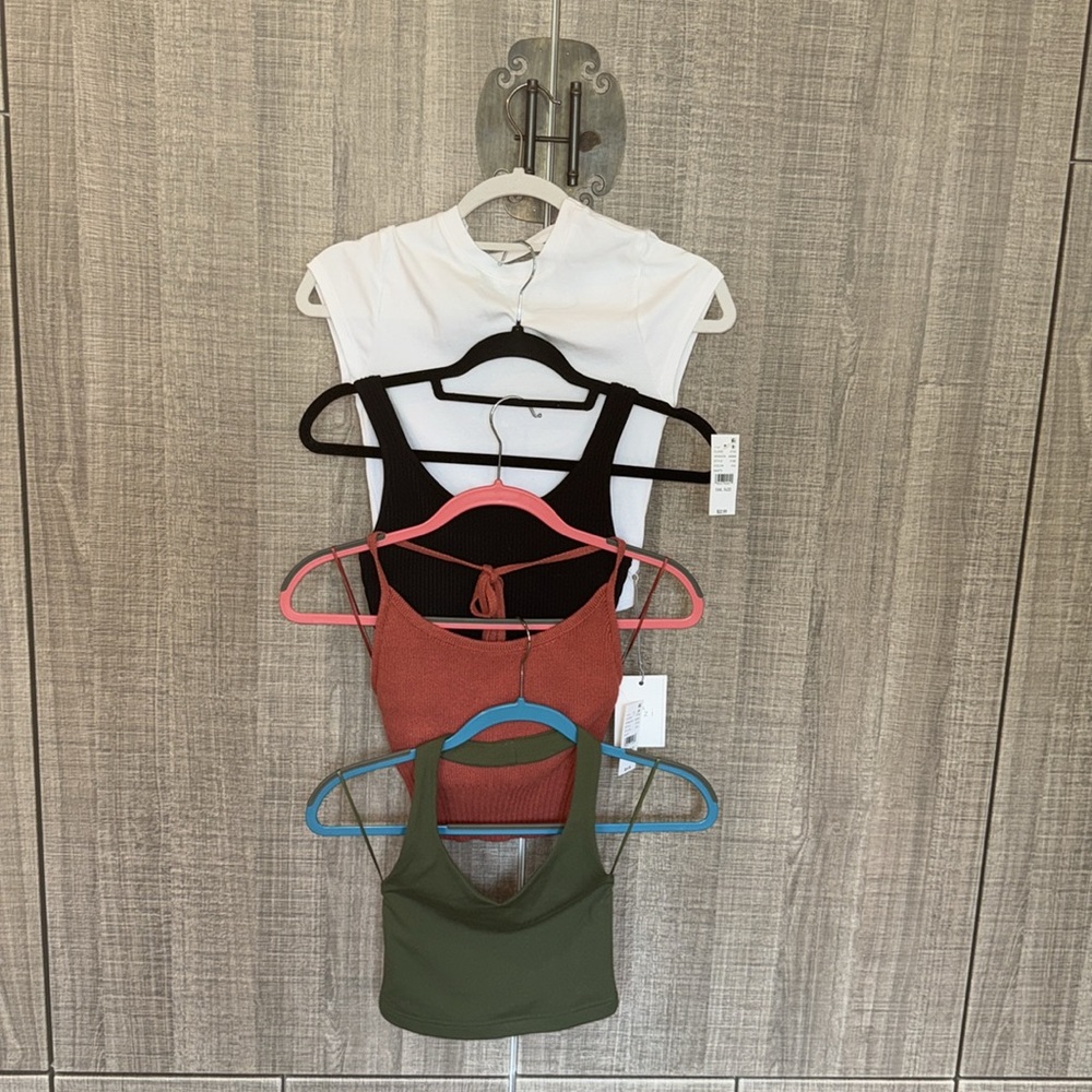 PACsun Cropped Tops Bundle‎